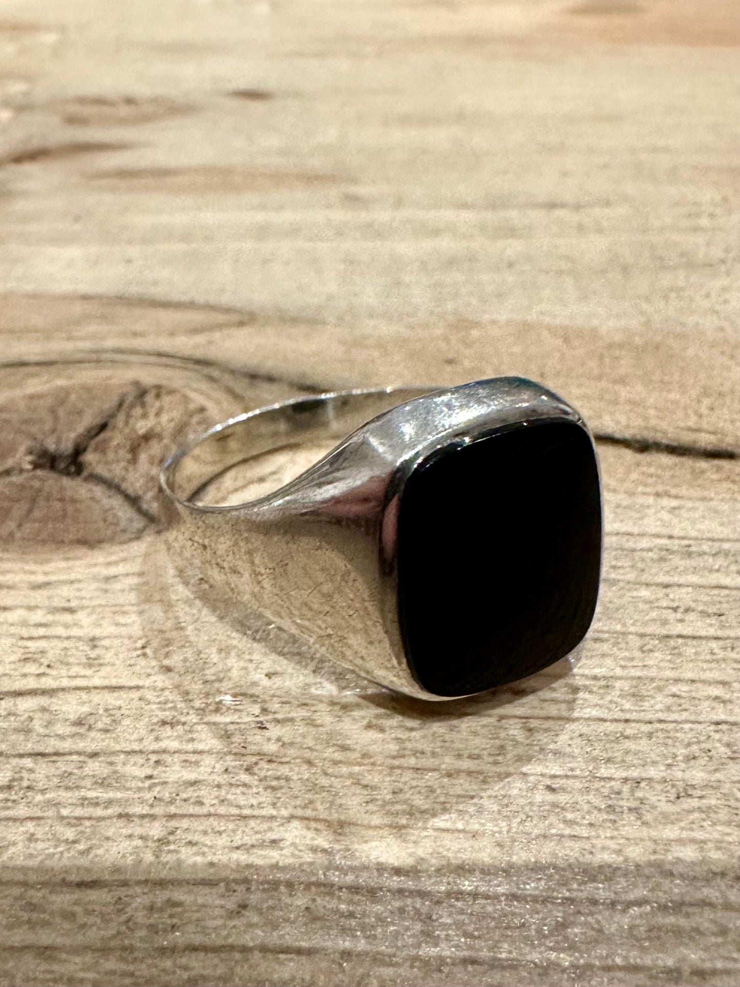 Vintage 1972 Black Onyx Signet 925 Silver Size Z Ring