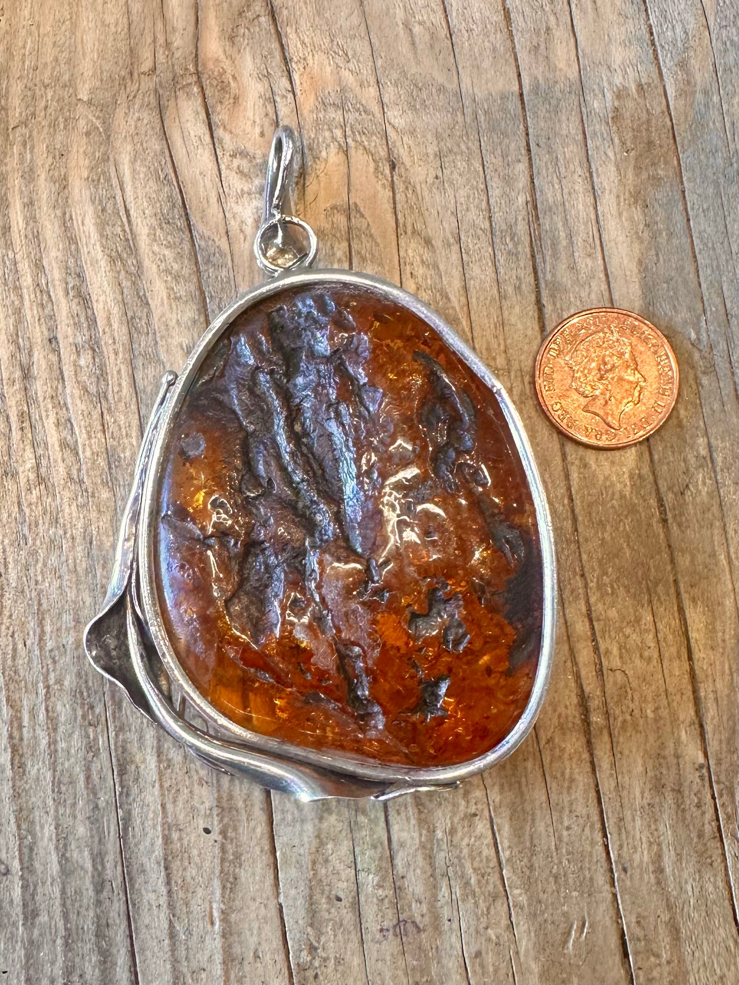 Vintage Large Baltic Amber Floral Leaf Design Setting 925 Sterling Silver Pendant