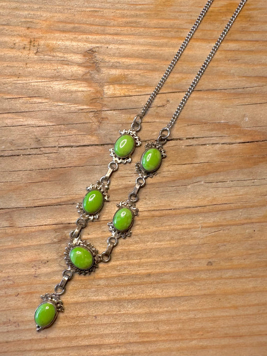 Vintage Green Turquoise Native American Style 925 Sterling Silver 17 to 17.8 Necklace