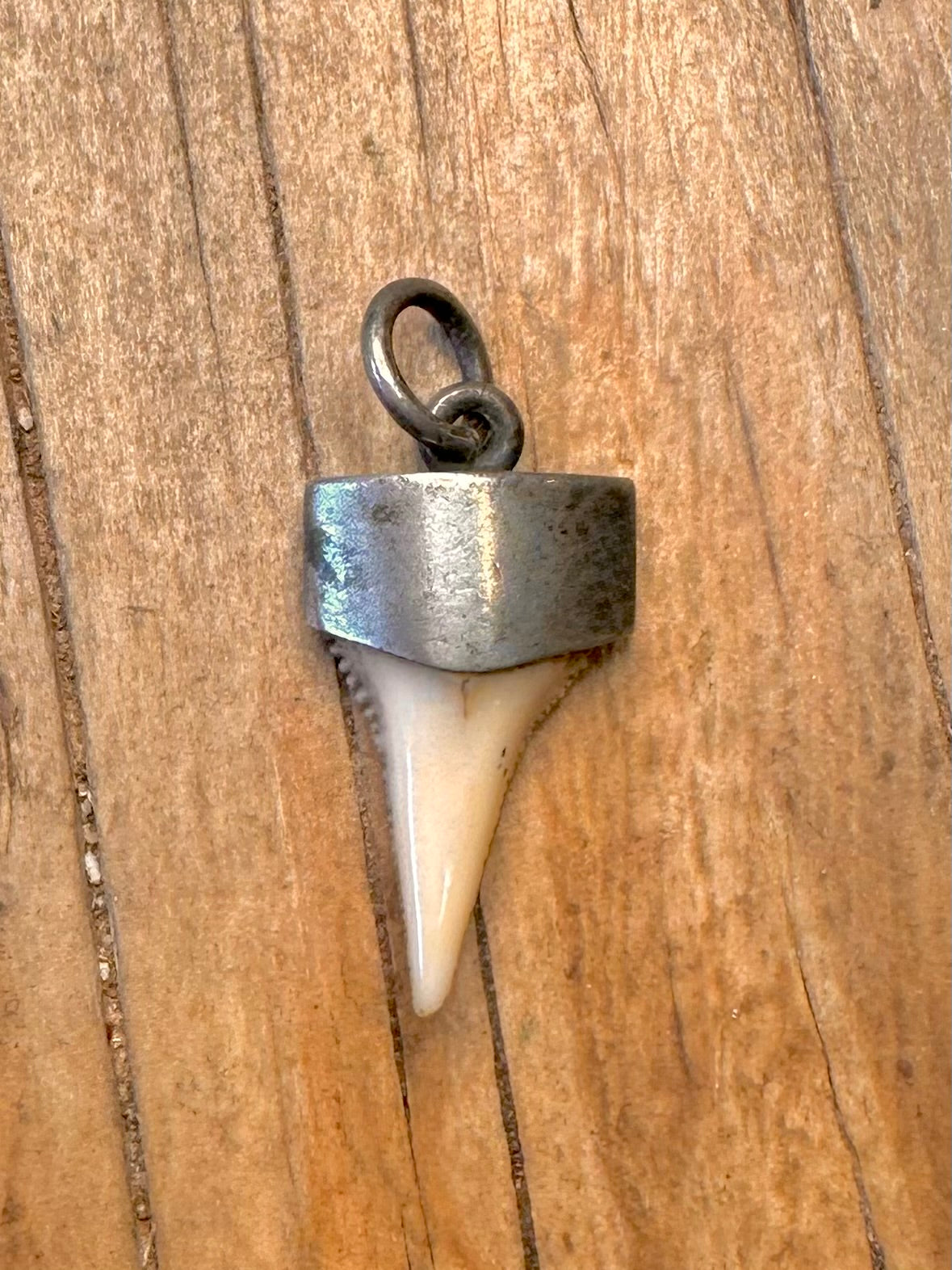 Vintage Haifischzahn-Anhänger aus Silber