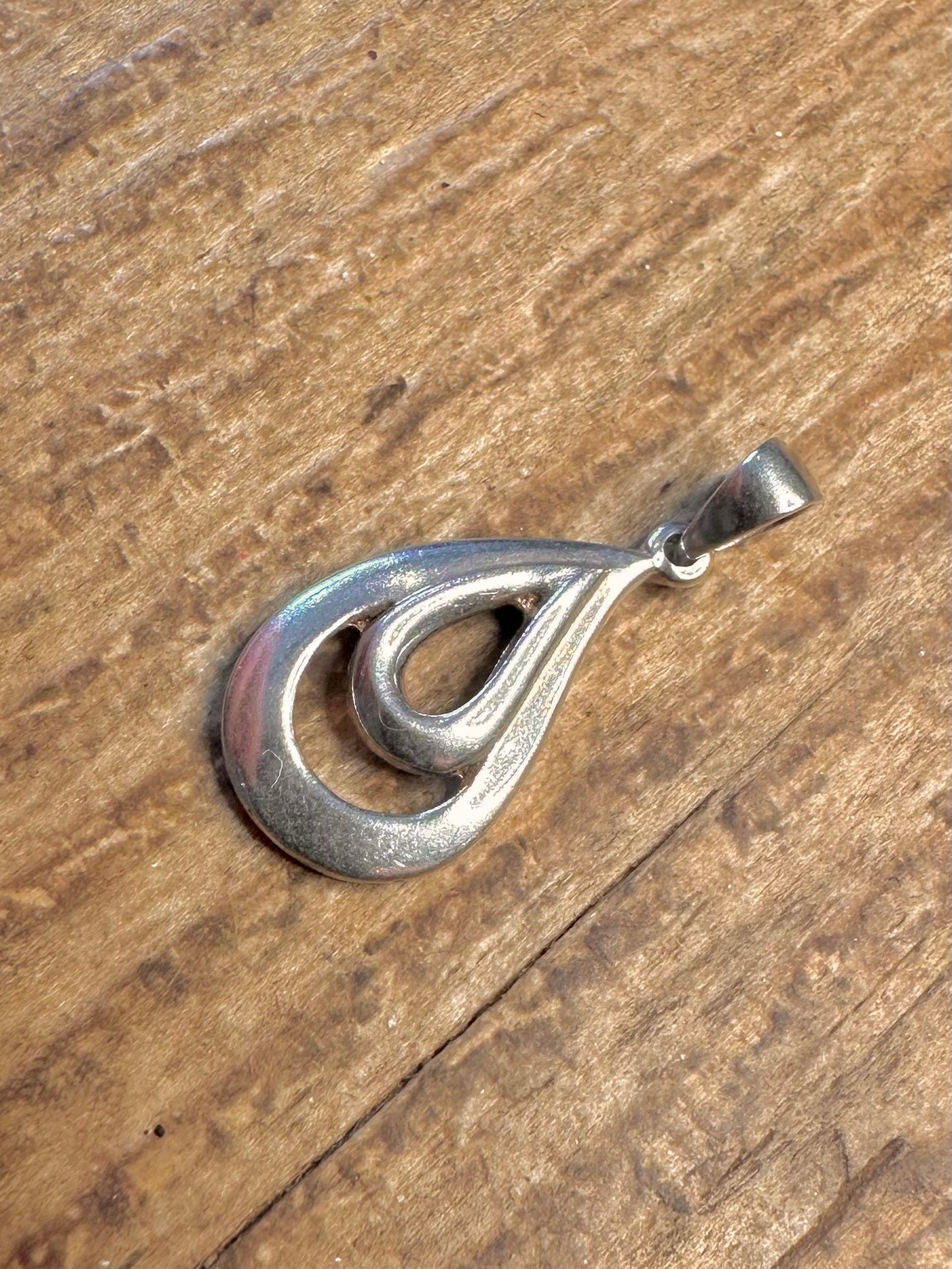 Teardrop Swirl 925 Sterling Silver Pendant