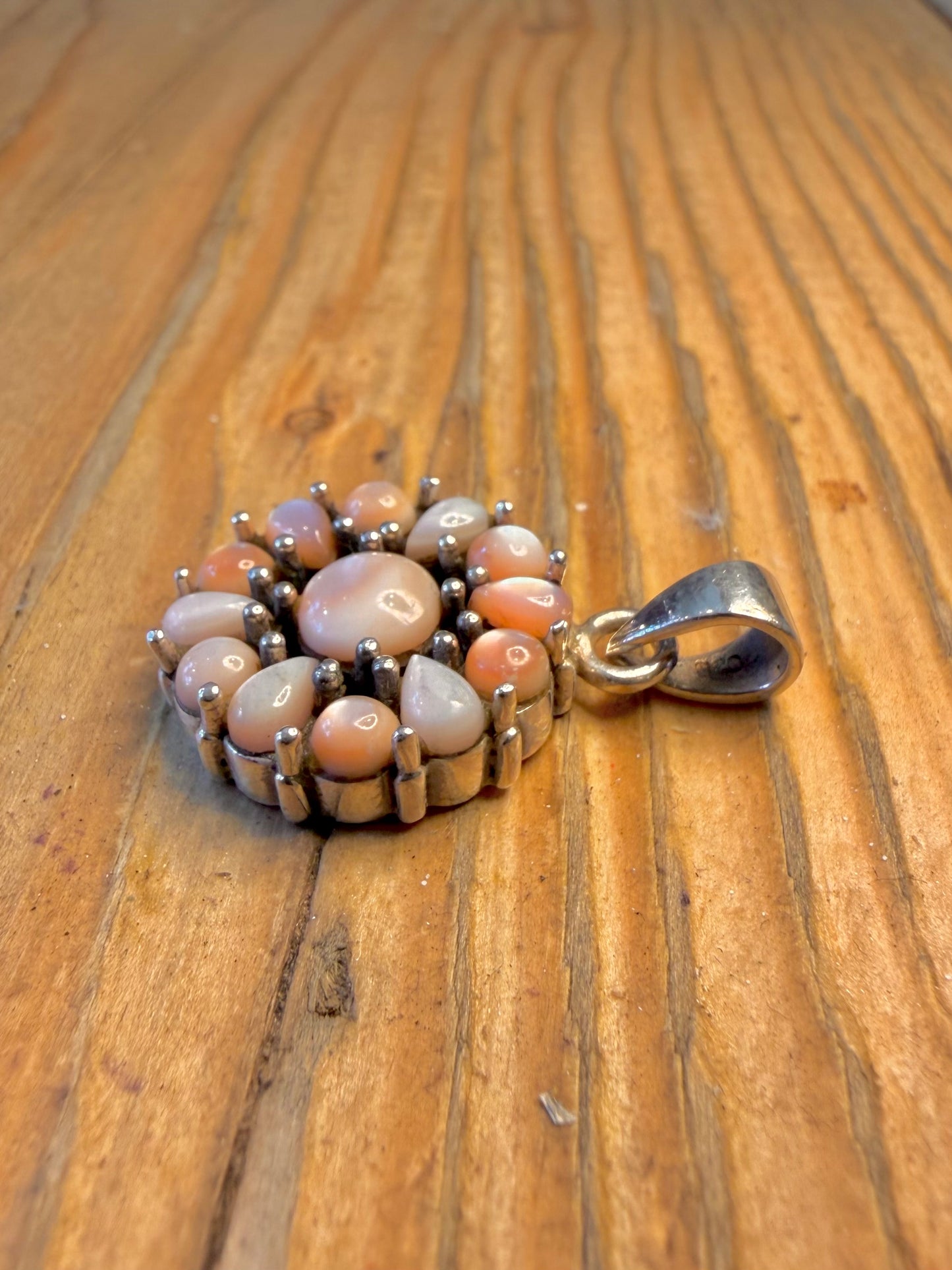 Pink and White Mother of Pearl Cluster 925 Sterling Silver Pendant