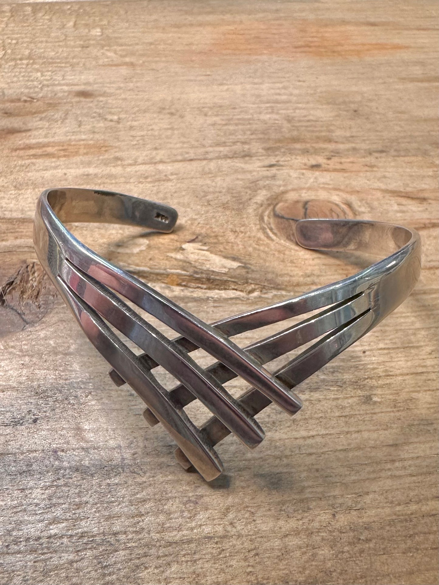 Abstract Criss-Cross Cuff 925 Silver Bangle