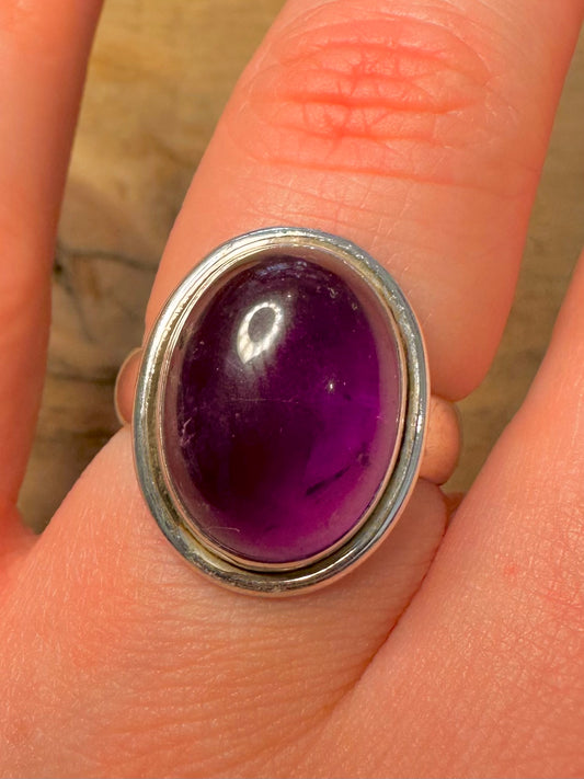 Vintage Amethyst Oval 925 Silver Size  Q Ring