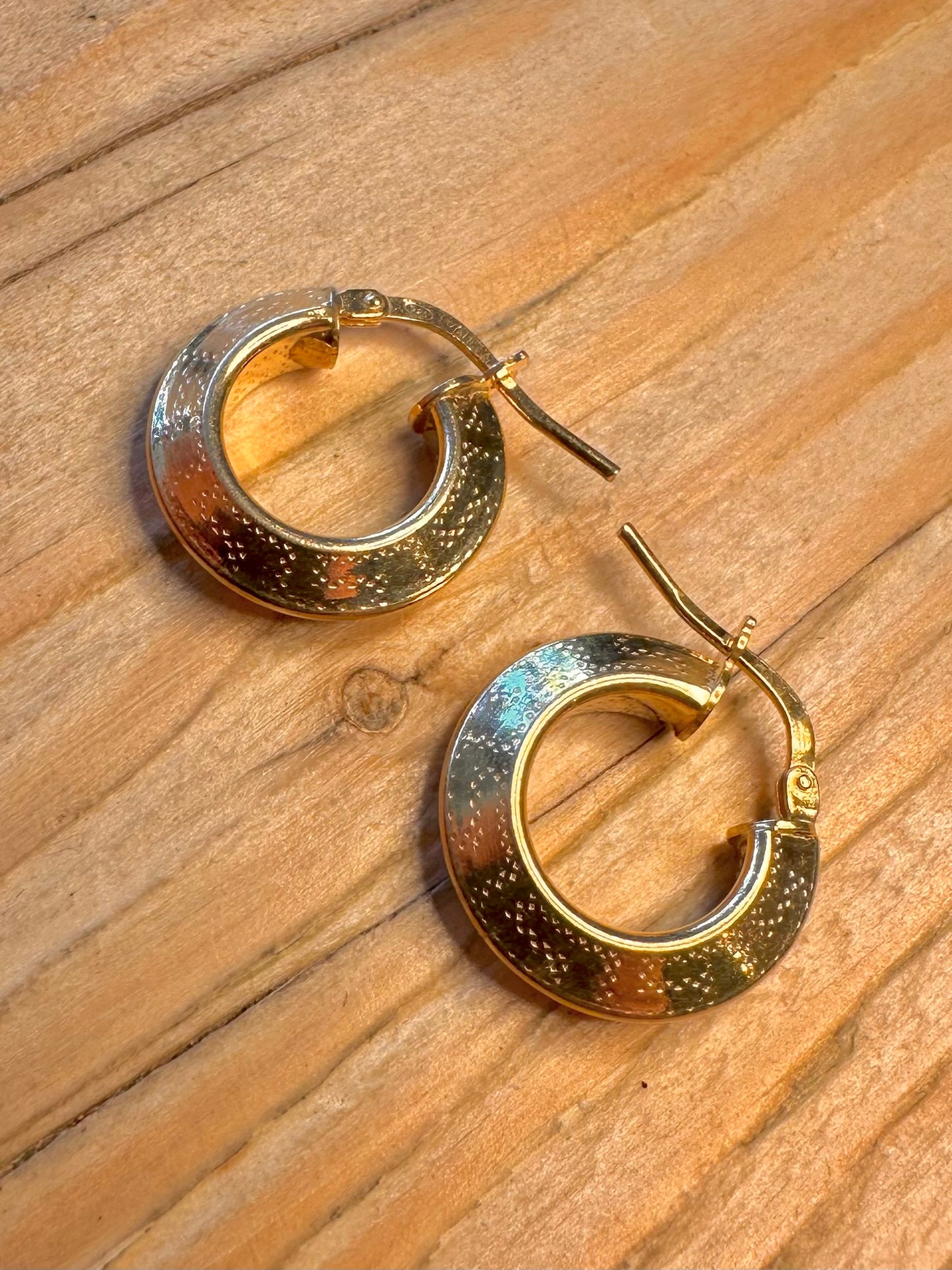 Modern Textured Hoops Italy Gold on 925 Sterling Silver Earrings