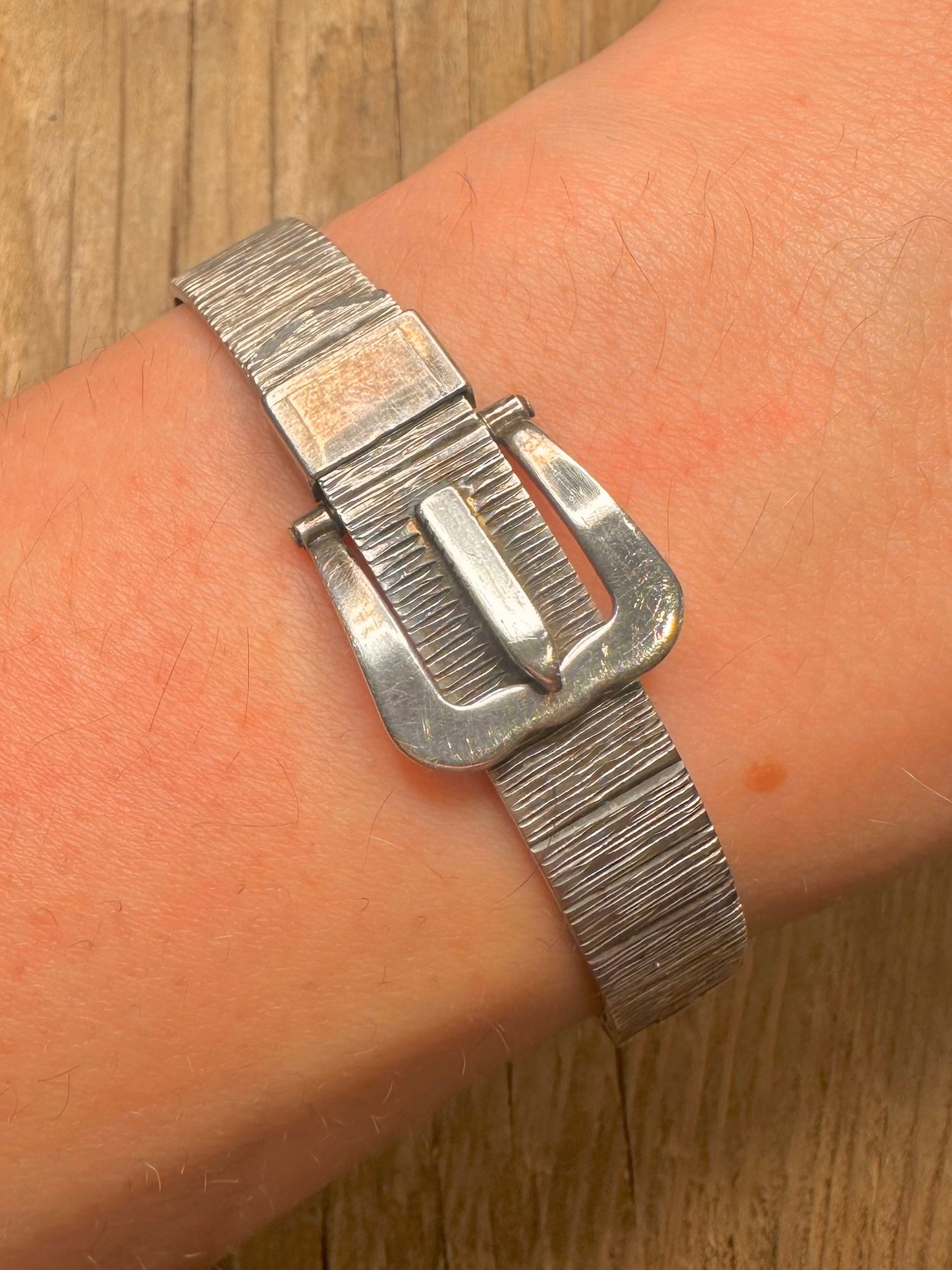 Vintage 1977 Buckle Belt Textured 925 Sterling Silver Bangle