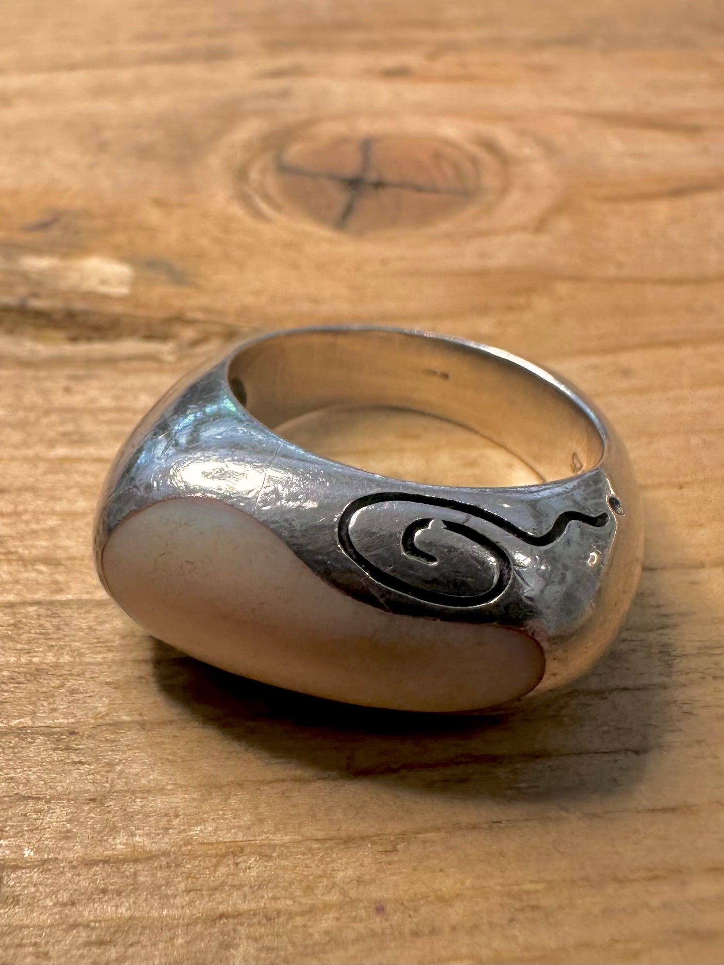 Modernist Mother of Pearl 925 Silver Size Q Ring
