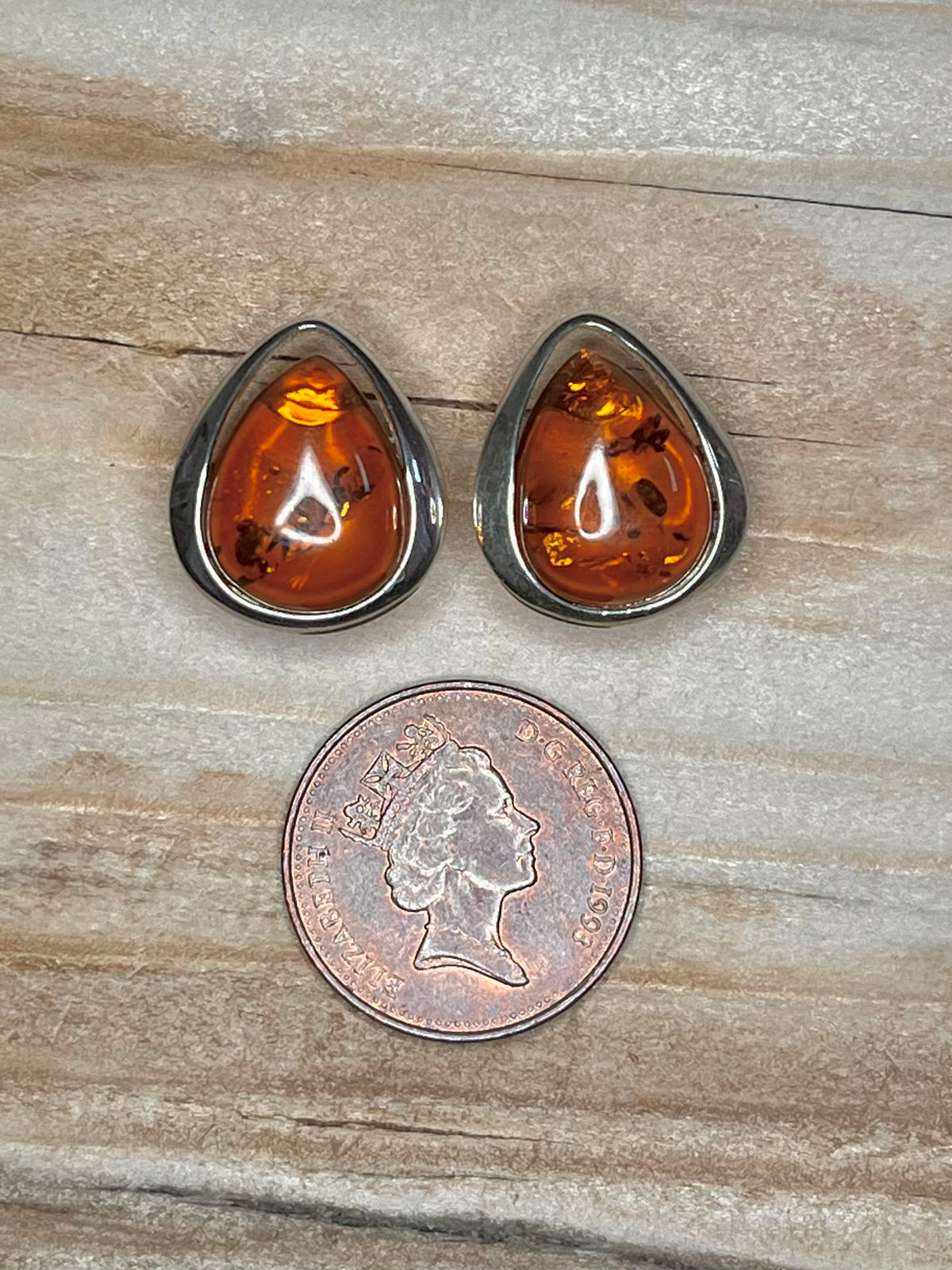 Tear Drop Shaped Amber 925 Sterling Silver Stud Earrings