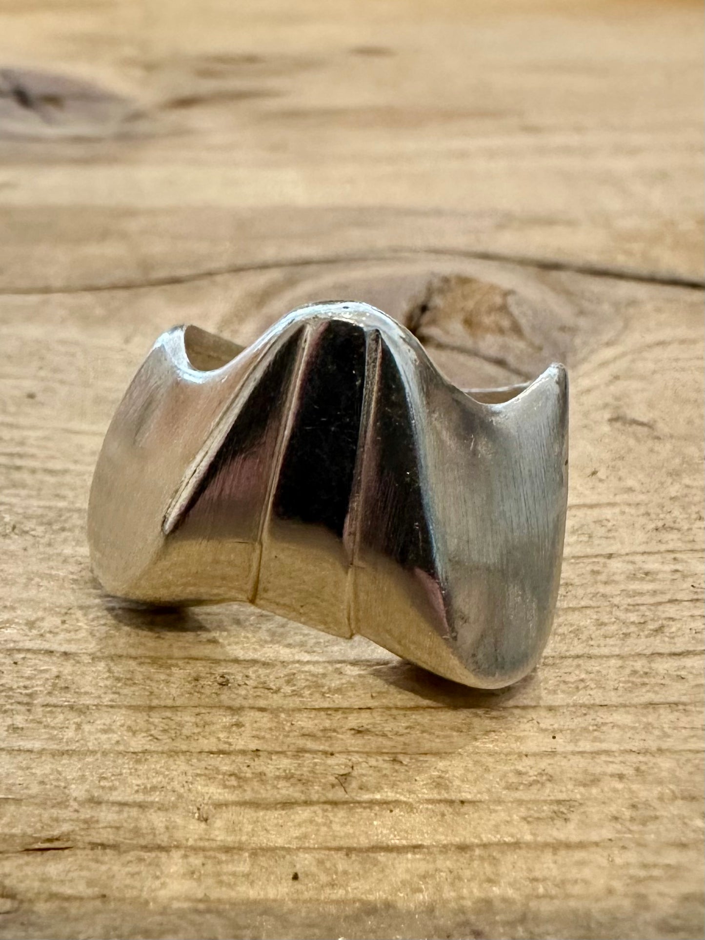 Abstract Modernist Wavy 925 Silver Size O Ring