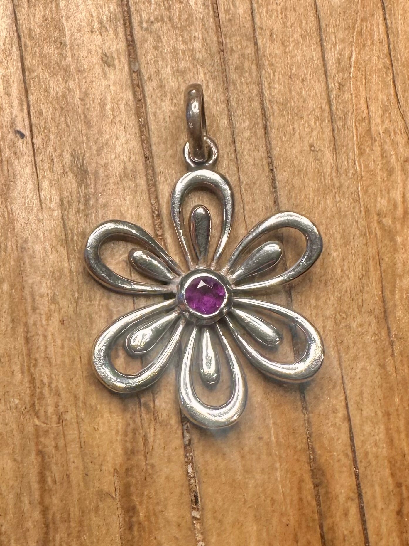 Vintage Amethyst Flower 925 Sterling Silver Pendant