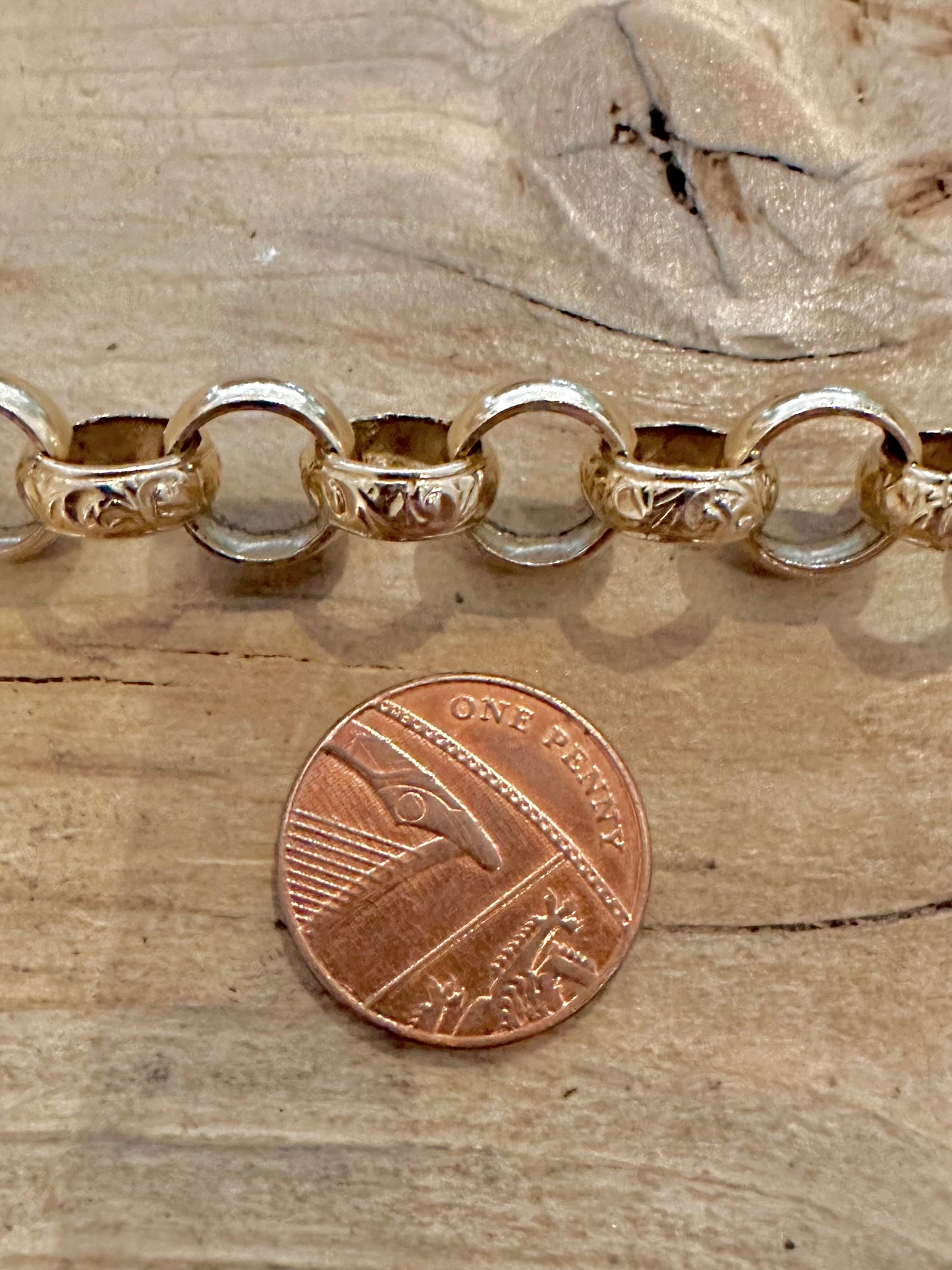 Vintage 9ct Gold Large Belcher Engraved Link Albert Clasp Birmingham 8.5 inch Bracelet