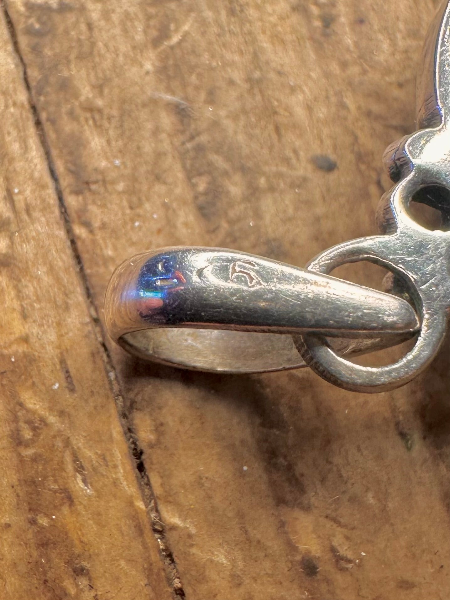 Mondstein- und Peridot-Anhänger aus 925er Sterlingsilber