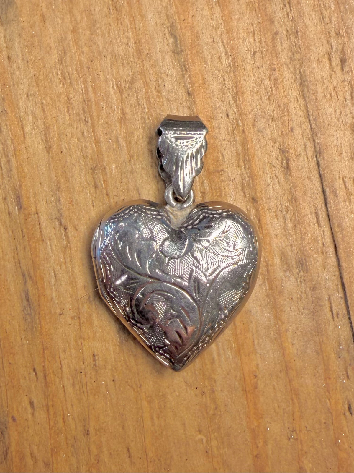 Heart Floral Engraved Locket 925 Sterling Silver Pendant