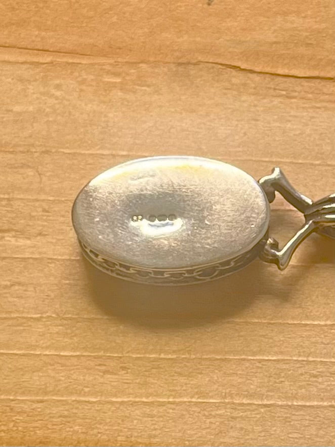 Tigers Eye Oval 925 Sterling Silver Pendant