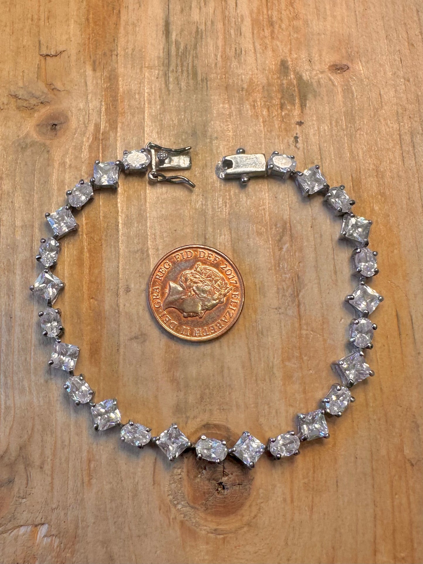 White Stone Tennis 925 Sterling Silver 7.5 inch Bracelet