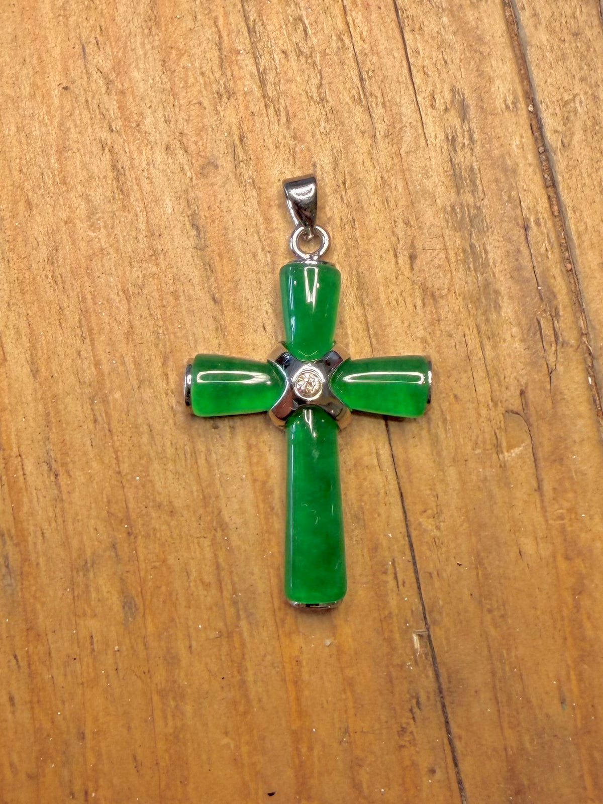 Modern Green Polished Jade White CZ Cross 925 Sterling Silver Pendant
