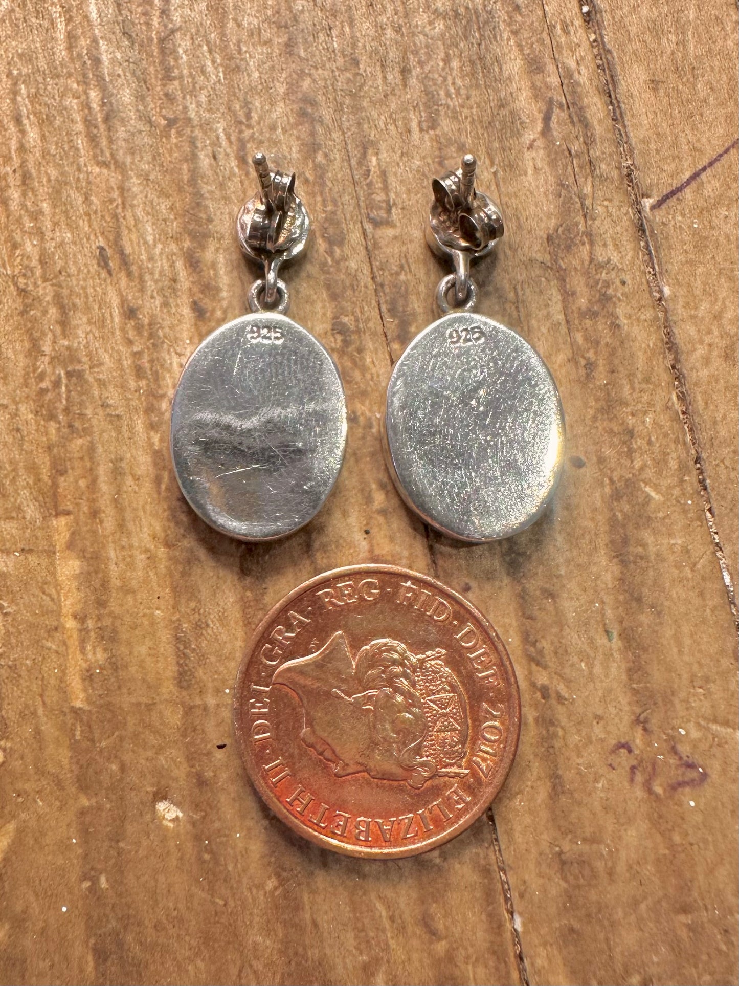 Oval Mother of Pearl Dangle 925 Sterling Silver Earrings