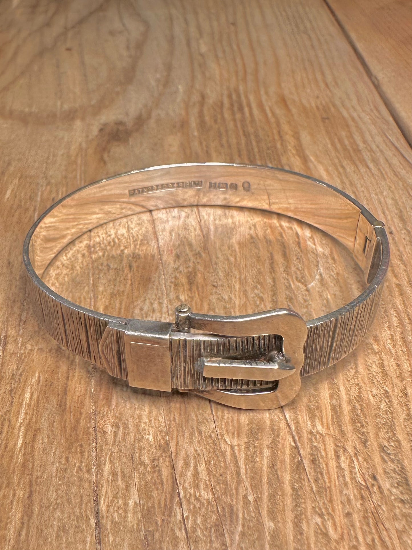 Vintage 1977 Buckle Belt Textured 925 Sterling Silver Bangle