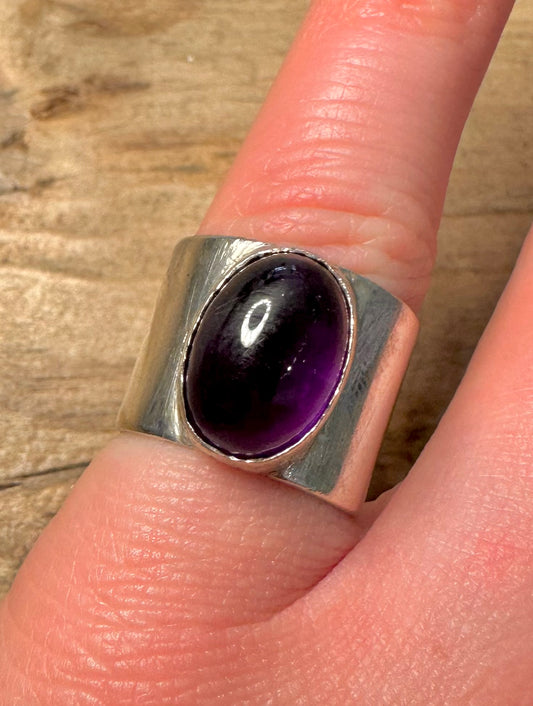 Vintage Chunky Amethyst 925 Silver Size N Ring