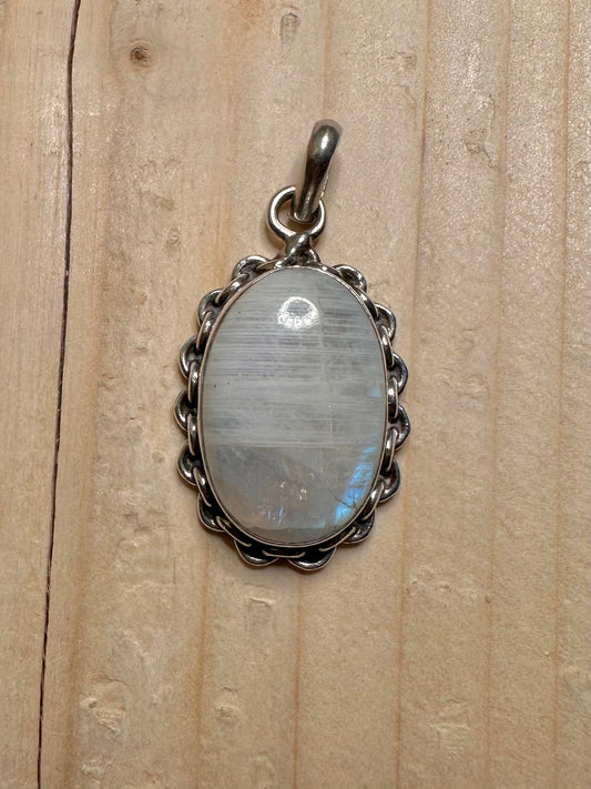 Oval Rainbow Moonstone 925 Sterling Silver Pendant