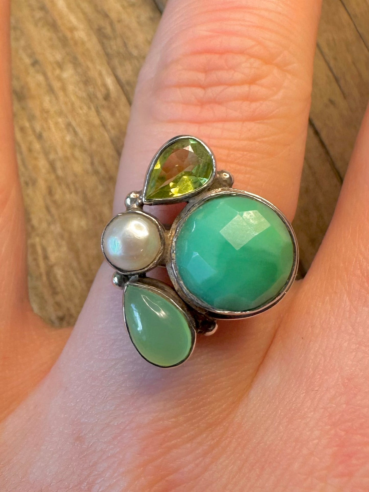 Faceted Green Stone Peridot Pearl 925 Sterling Silver Size P Ring