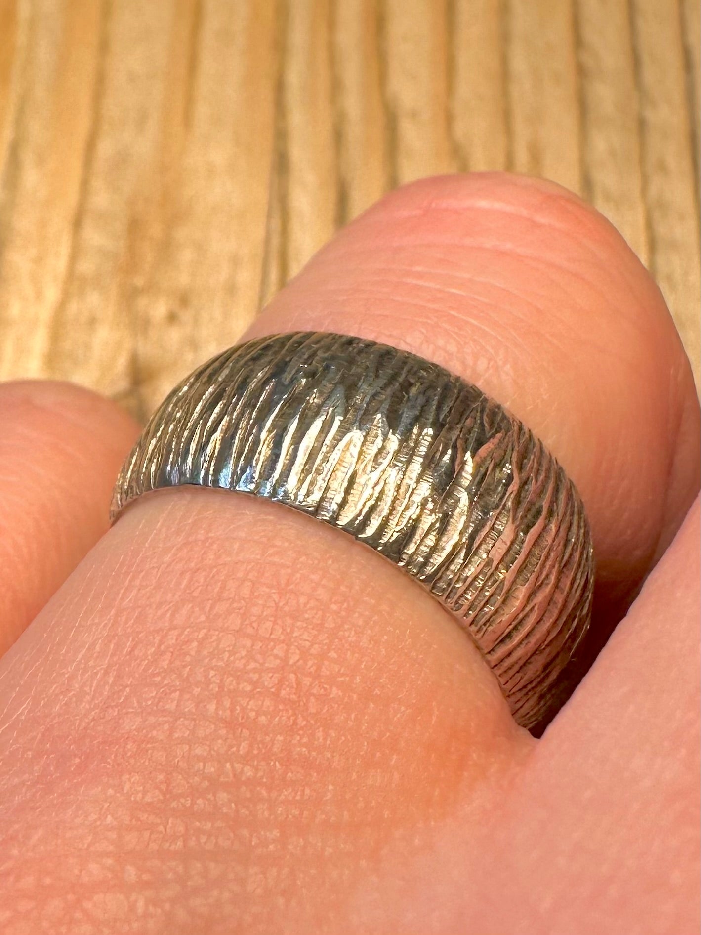 Vintage Bark Effect Band 925 Sterling Silver Size Q Ring