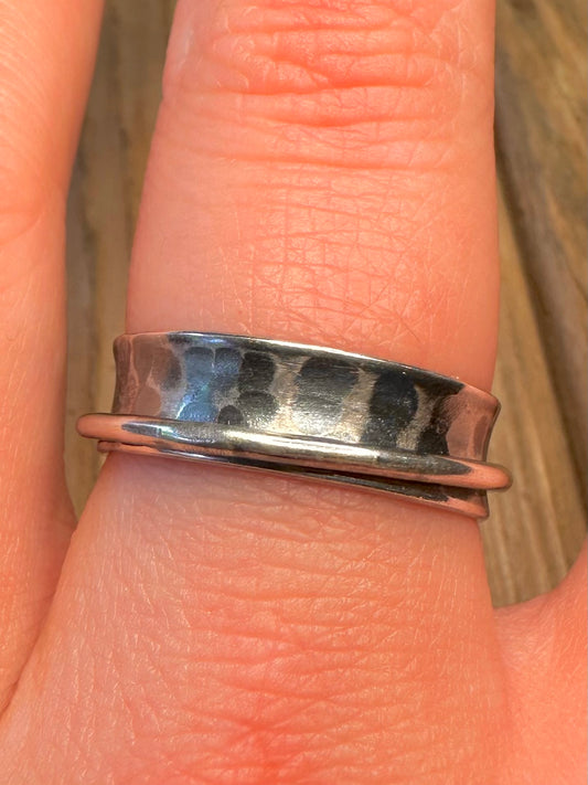 Abstract Hammered Spinner 925 Sterling Silver Size T1/2 Ring