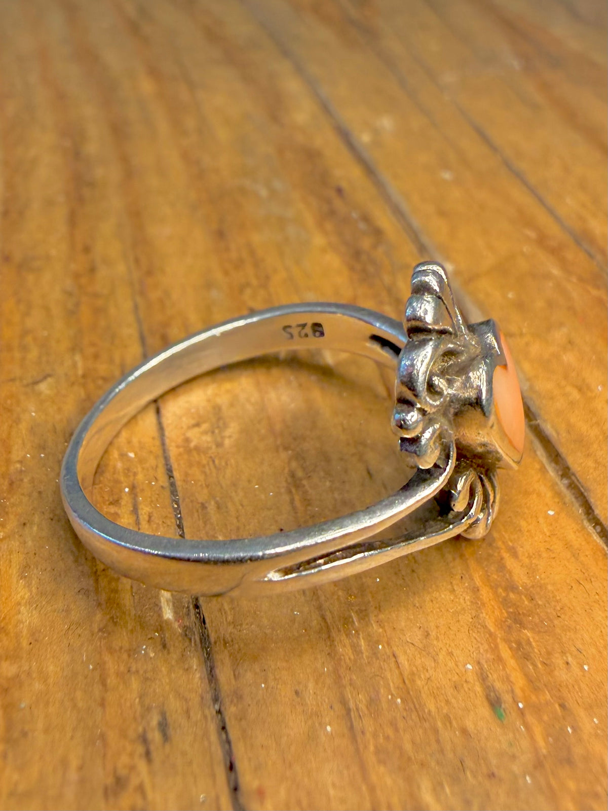 Peach Heart Mother of Pearl Crown 925 Sterling Silver Size Q1/2 Ring