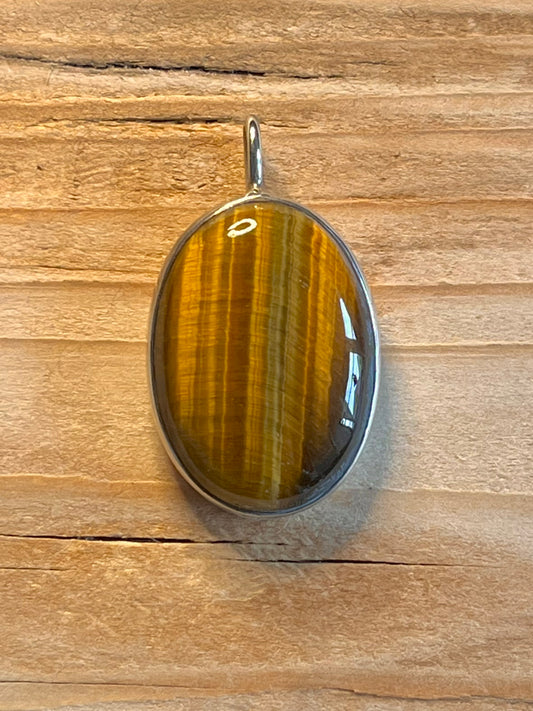 Oval 1953 Tigers Eye Maker ALtd Birmingham 925 Sterling Silver Pendant