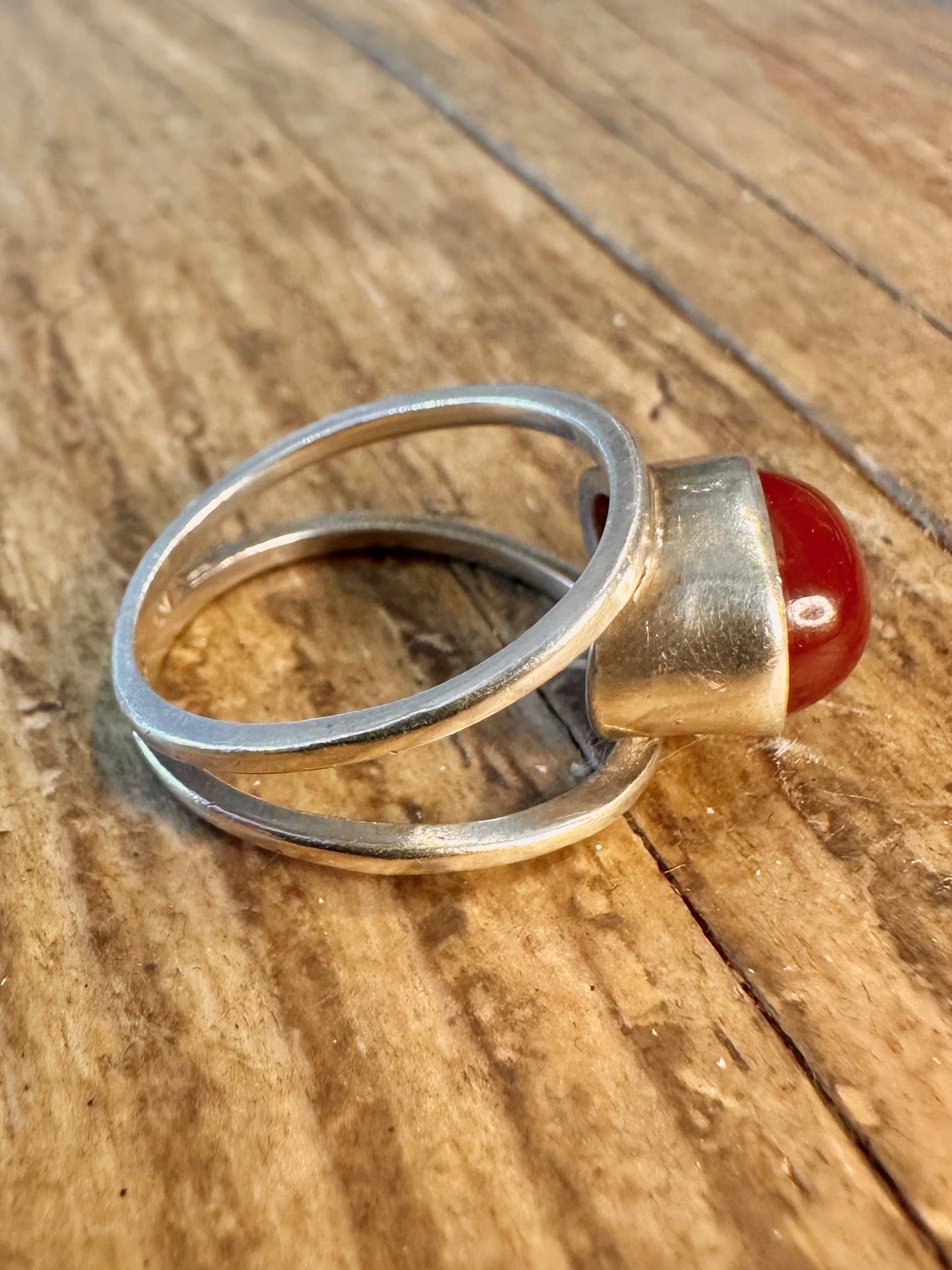 Karneol-Ring mit geteilter Ringschiene aus 925er Sterlingsilber, Größe K