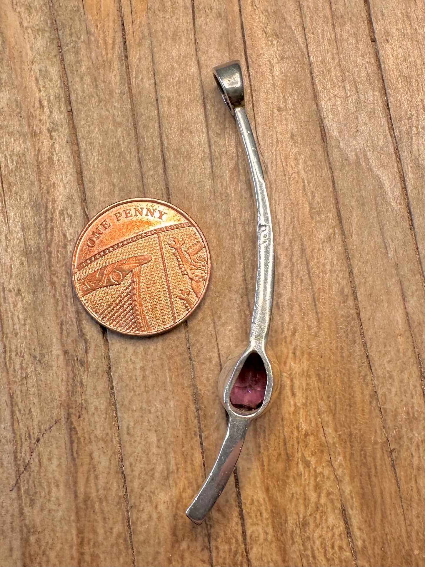 Abstract Amethyst Curved Bar 925 Sterling Silver Pendant