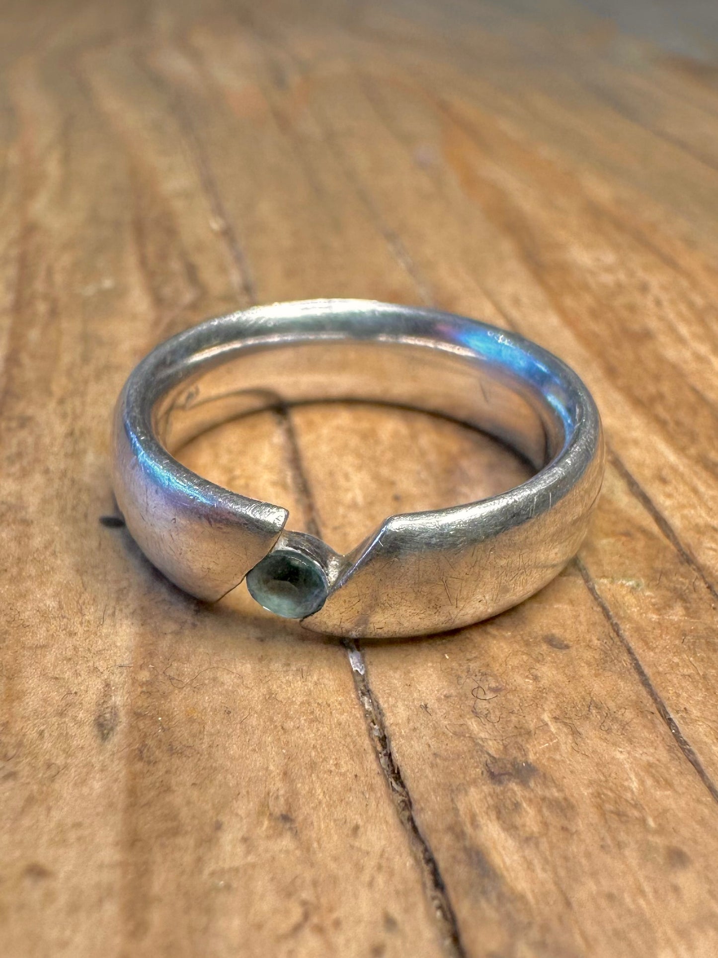 Blue Stone Rounded Band 925 Sterling Silver Size M1/2 Ring