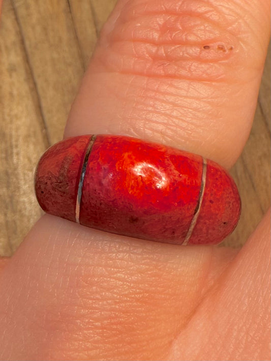 Vintage Coral Inlay Done 925 Sterling Silver Size Q Ring