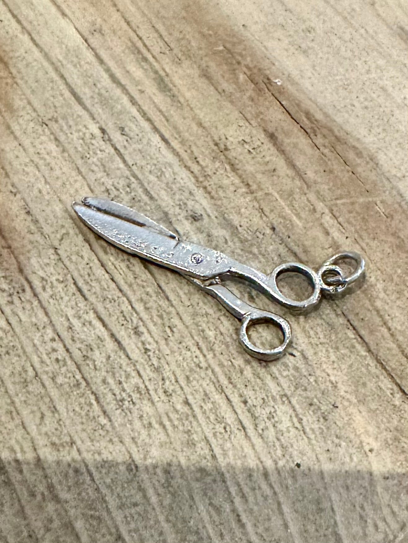 Vintage Engraved Scissors 925 Silver Charm Pendant