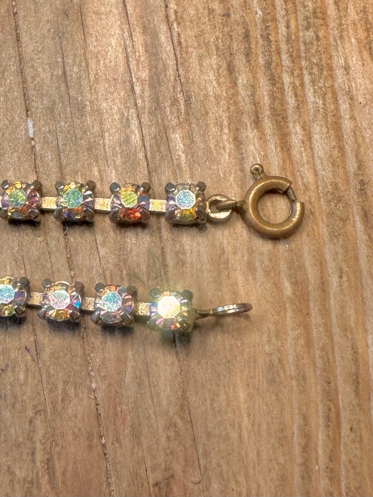 Vintage 1950’s Aurora Borealis Rhinestone Gold Tone 16 inch Costume Necklace