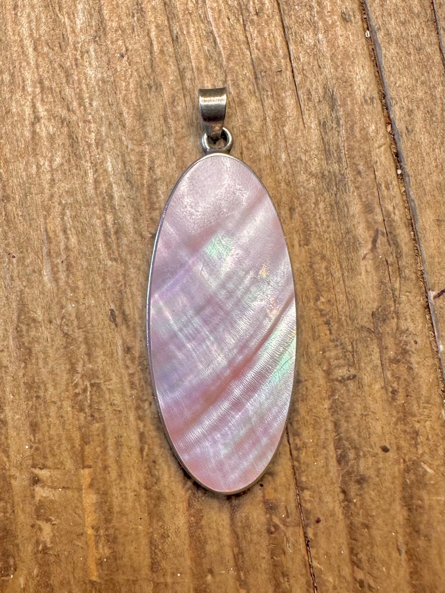 Oval Pink Mother of Pearl 925 Sterling Silver Pendant