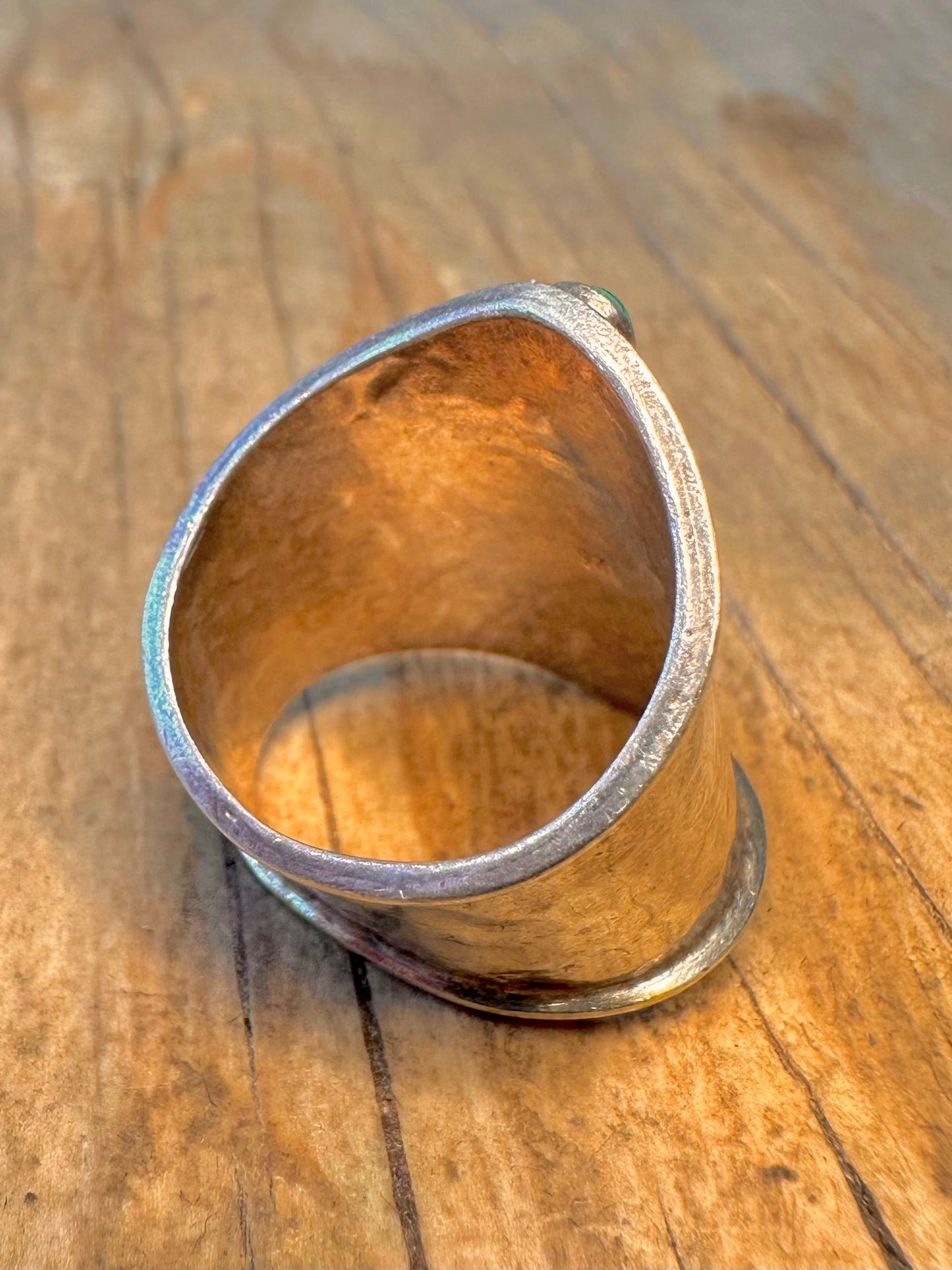 Gehämmerter Türkis langer Ring aus 925er Sterlingsilber, Größe L