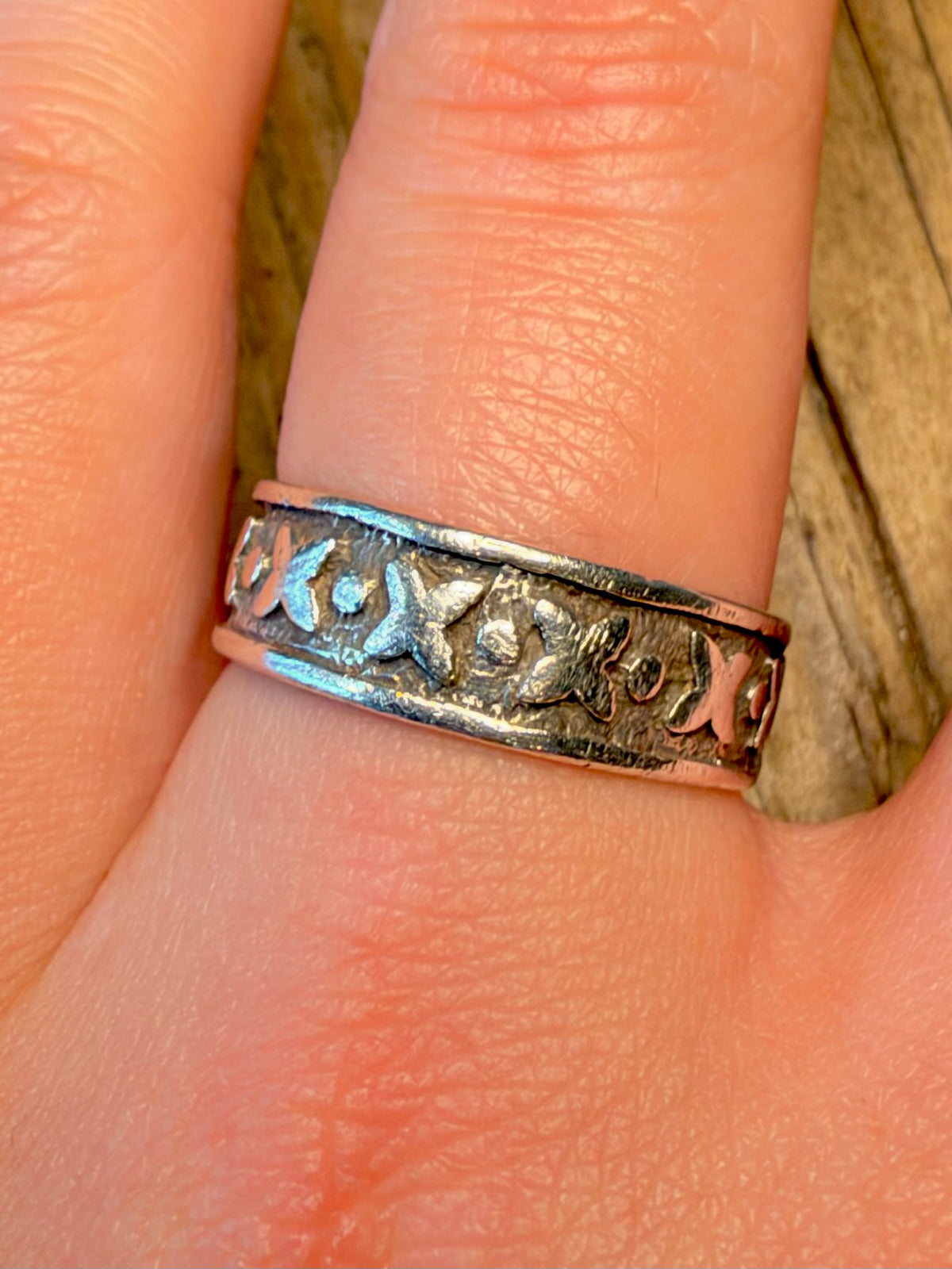 X and Dot Band 925 Sterling Silver Size  U Ring