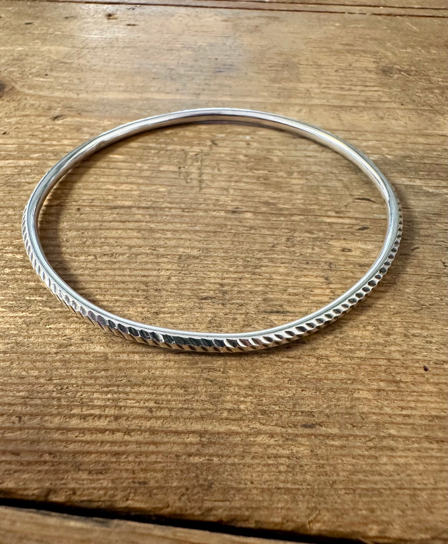 Vintage Textured 925 Silver Bangle