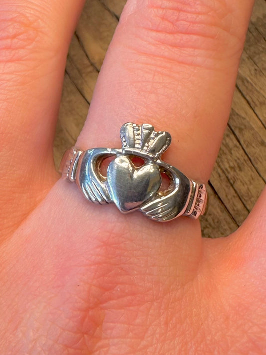 Claddagh 925 Sterling Silver Size V Ring