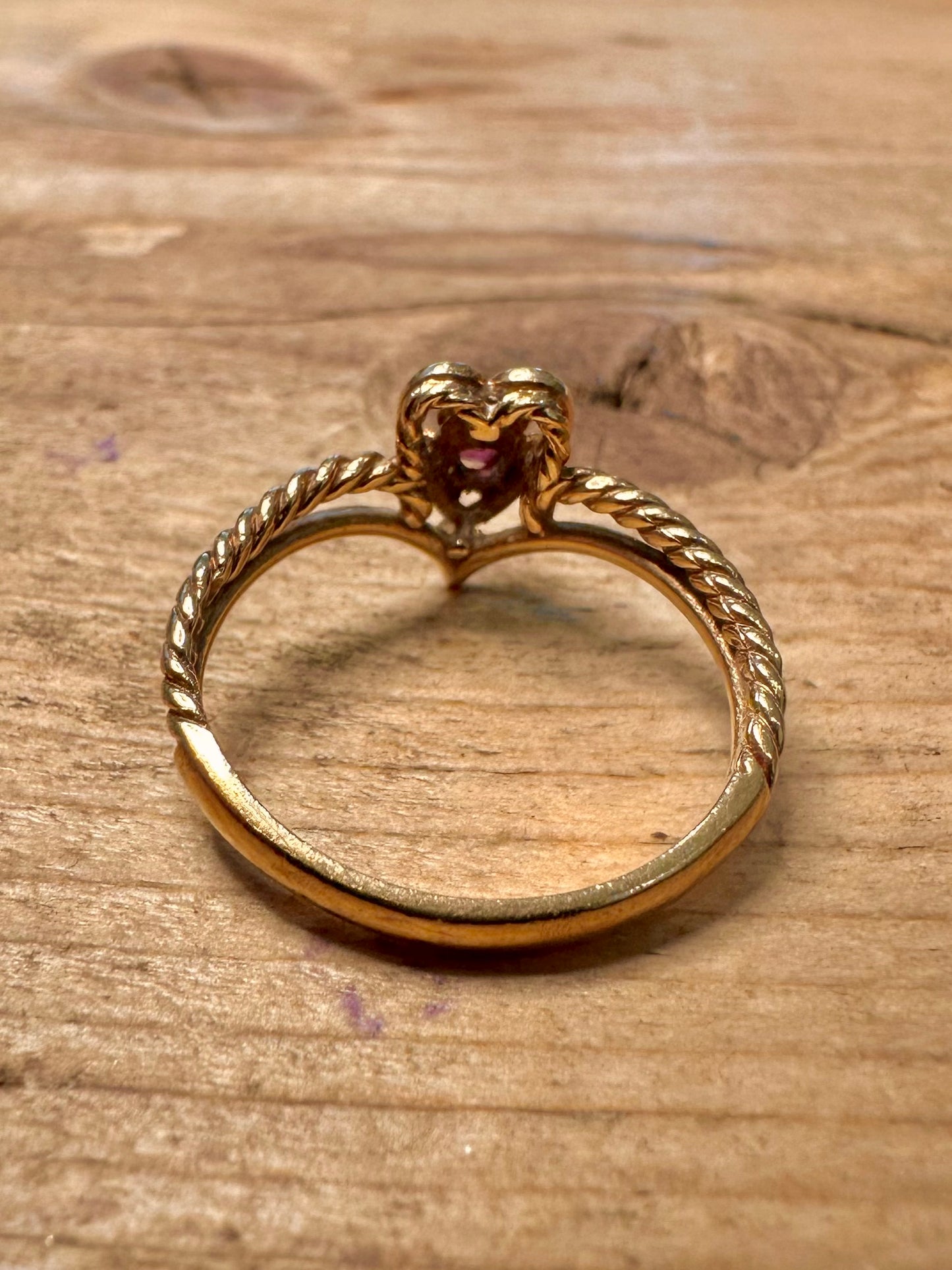 Vintage 1981 9ct Gold Ruby Heart 375 Size P Ring