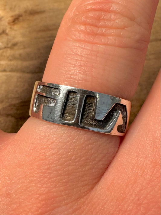 Vintage FILA Band 925 Silver Size R Ring