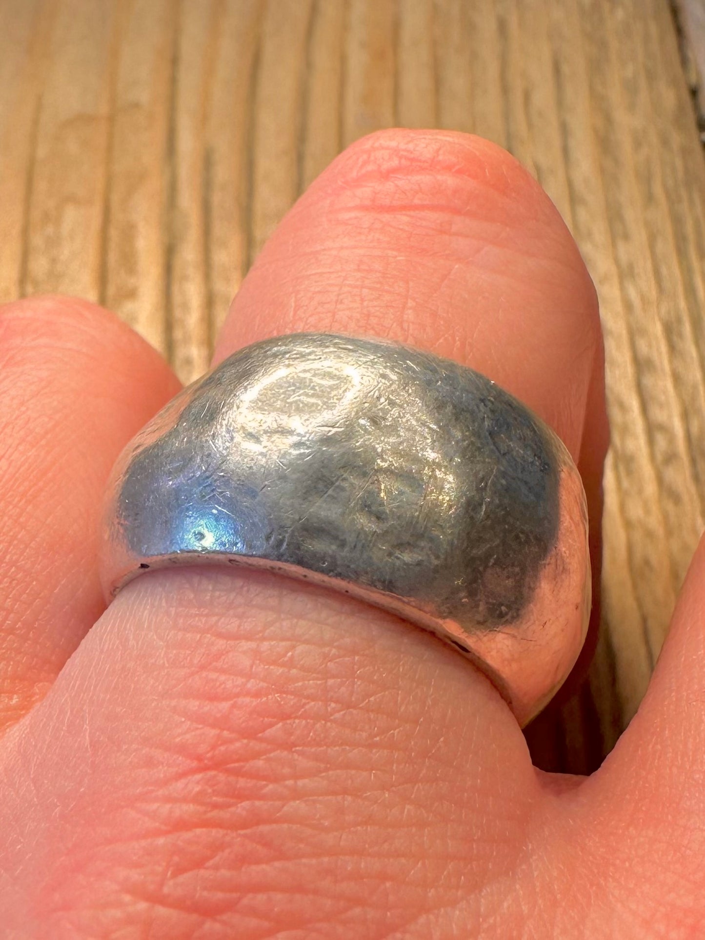 Massiver gehämmerter Ring aus 925 Sterling Silber Größe S