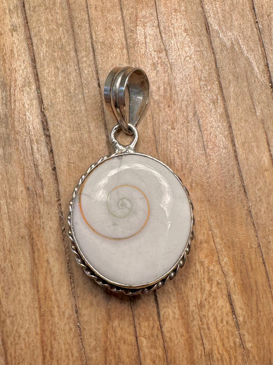 Vintage Eye of Shiva Shell 925 Sterling Silver Pendant