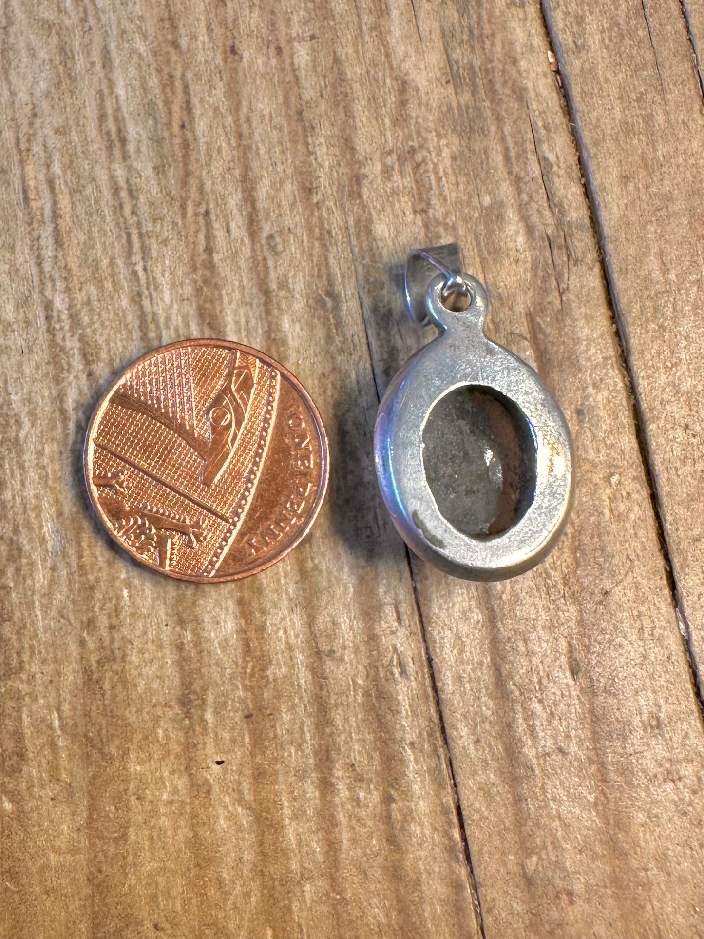 Labradorit Oval Anhänger aus 925er Sterlingsilber