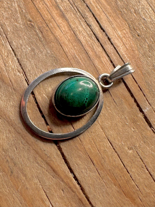 Vintage Green Turquoise Oval 925 Sterling Silver Pendant