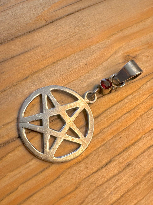 Vintage Pentagram Garnet Stone 925 Sterling Silver Pendant