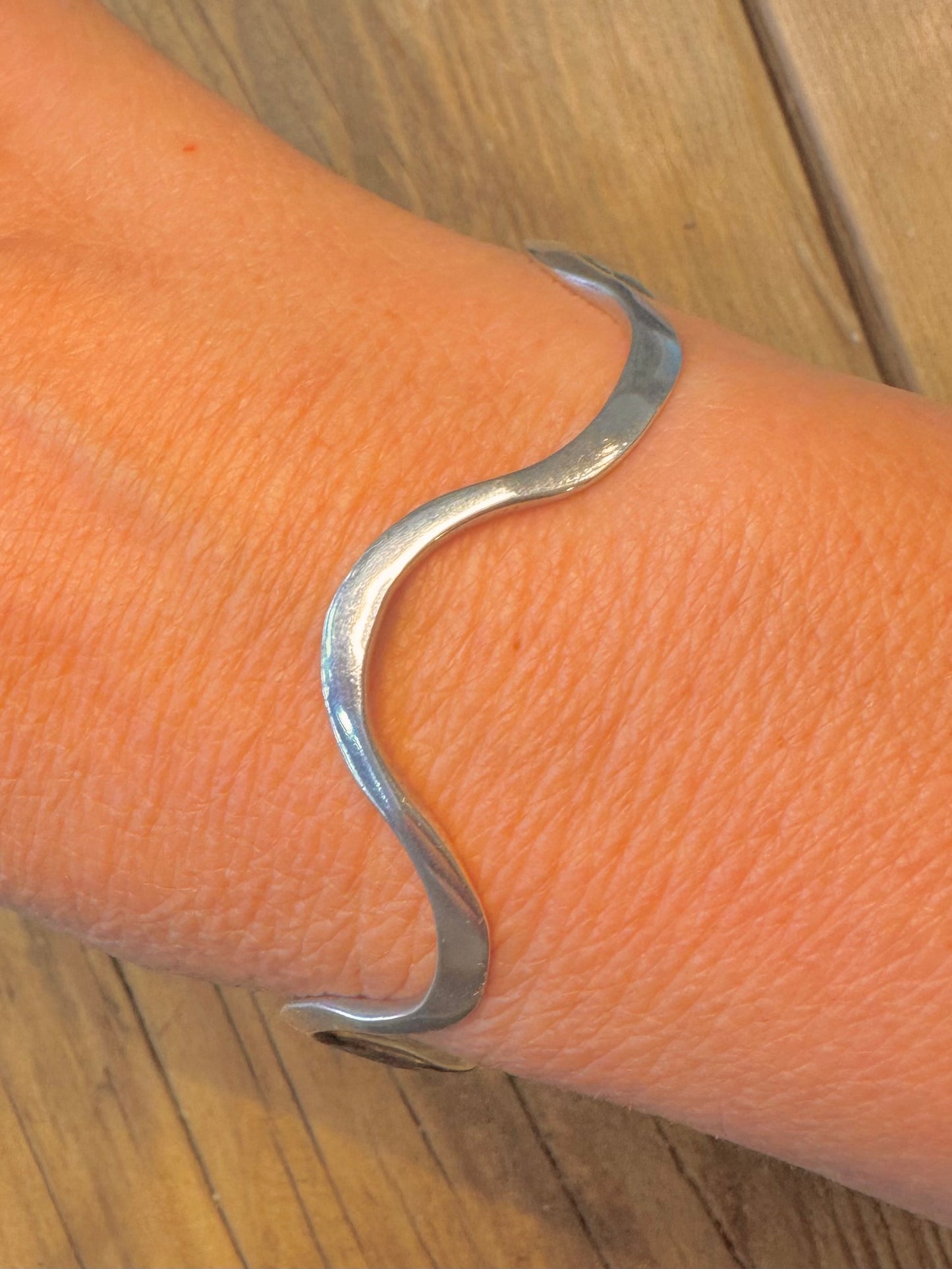 Wavy Full 925 Sterling Silver Bangle