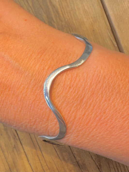 Wavy Full 925 Sterling Silver Bangle