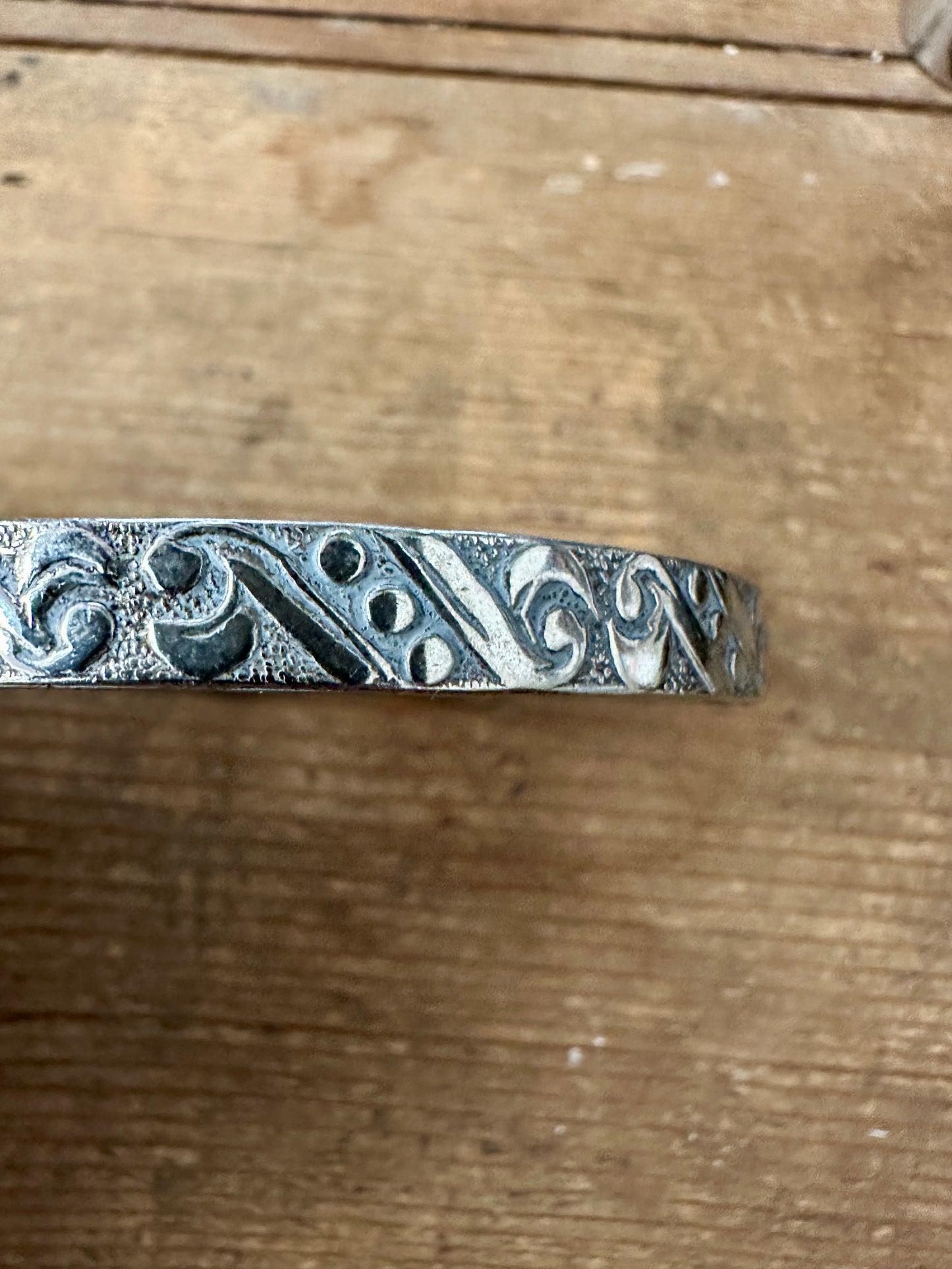 Vintage Pattern Embossed Mexico 925 Silver Bangle